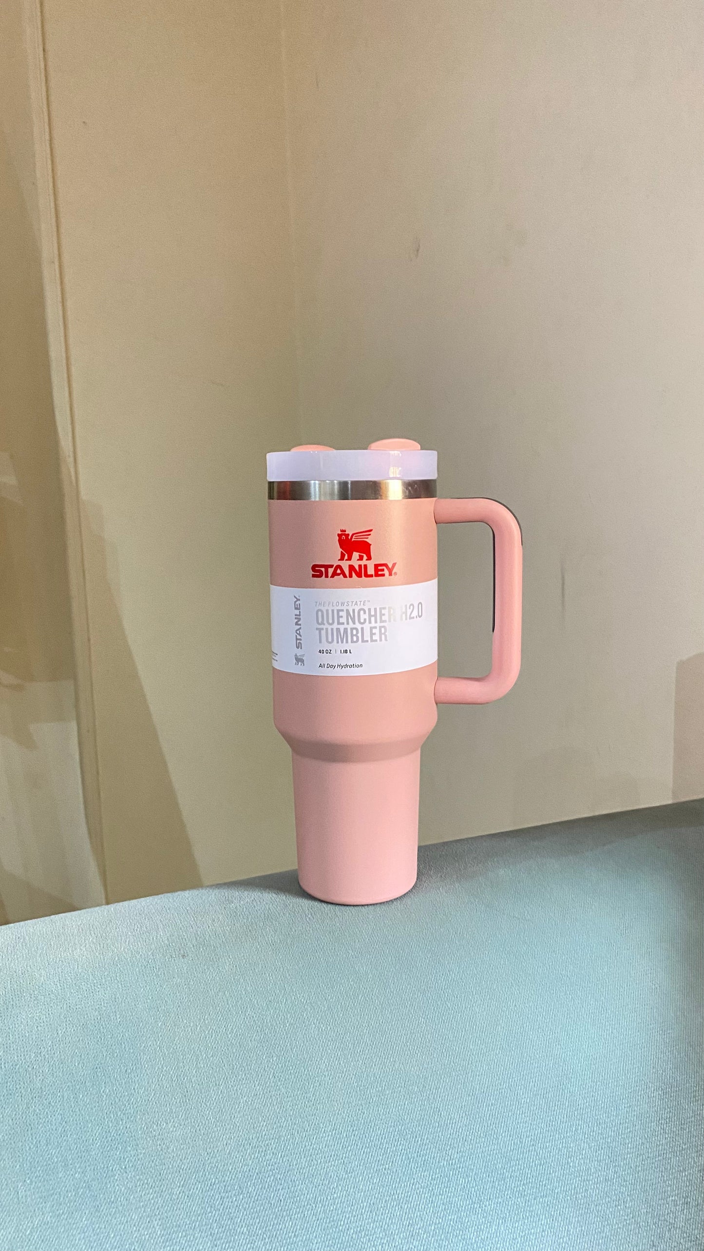 The Quencher H2.0 Flowstate™ Tumbler | color True Pink