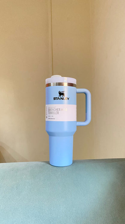 The Quencher H2.0 Flowstate™ Tumbler | color Baby blue