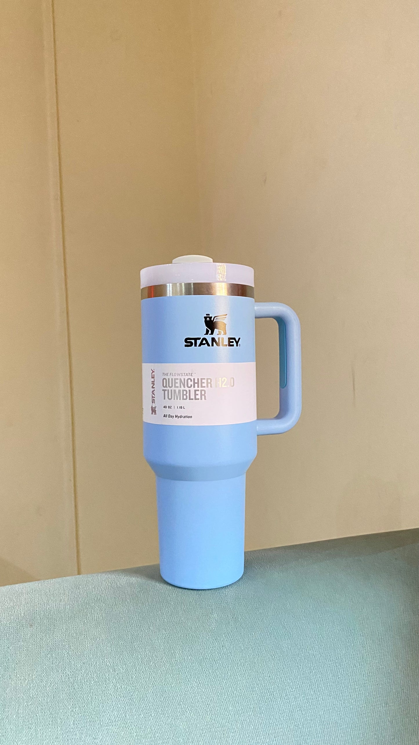 The Quencher H2.0 Flowstate™ Tumbler | color Baby blue