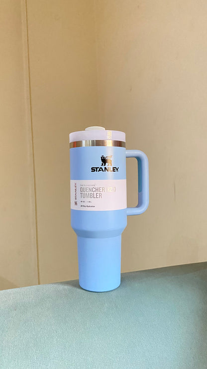 The Quencher H2.0 Flowstate™ Tumbler | color Baby blue