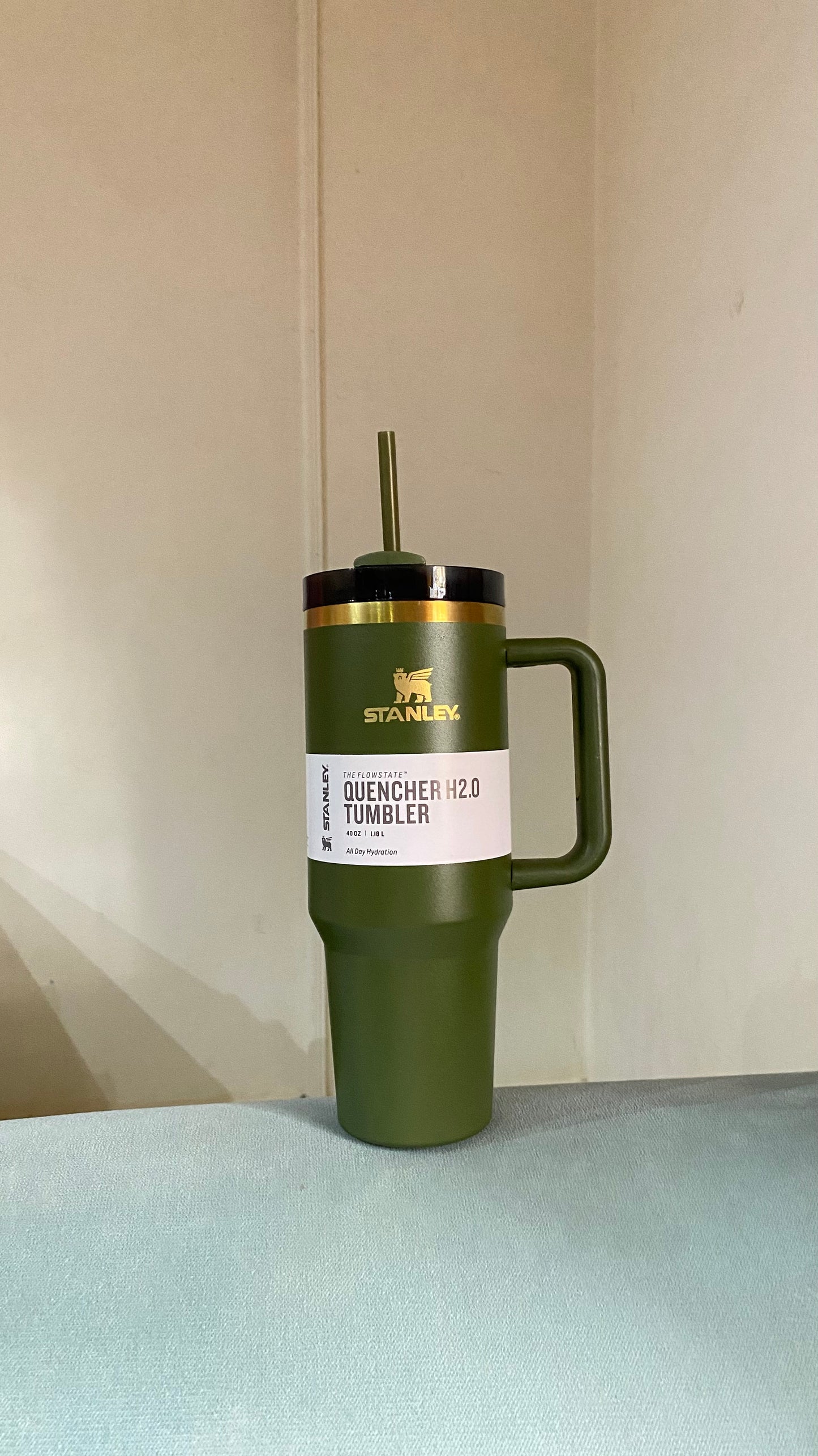 The Quencher H2.0 Flowstate™ Tumbler | color Winter cypress