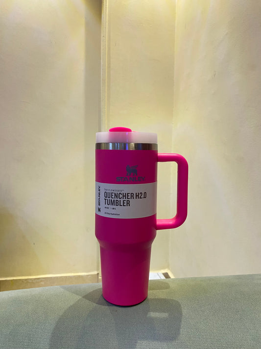 The Quencher H2.0 Flowstate™ Tumbler | color Violet pink