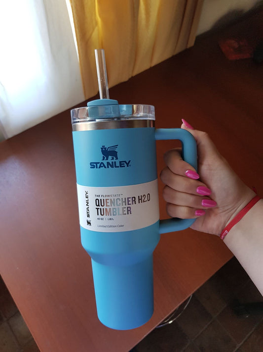 The Quencher H2.0 Flowstate™ Tumbler | color sky blue
