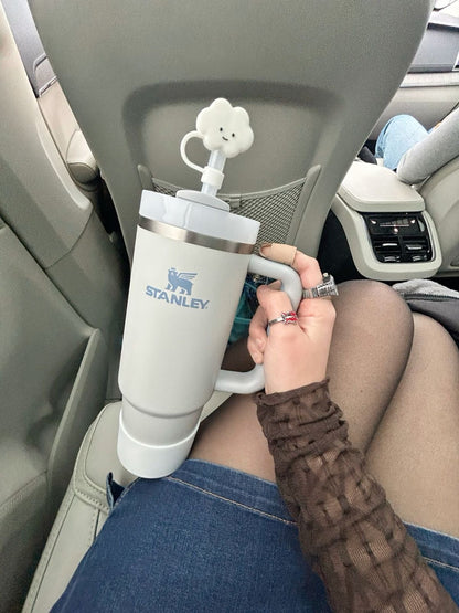 The Quencher H2.0 Flowstate™ Tumbler | Fog color