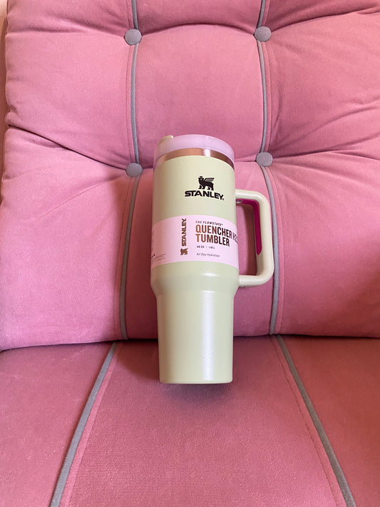 The Quencher H2.0 Flowstate™ Tumbler | color lime green