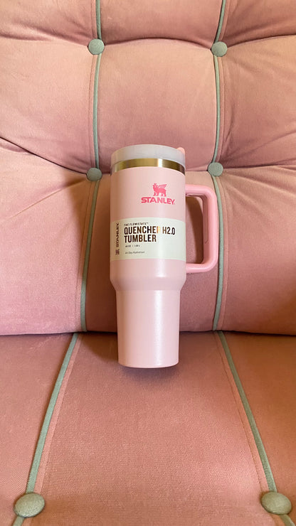 The Quencher H2.0 Flowstate™ Tumbler | color cherry blossom