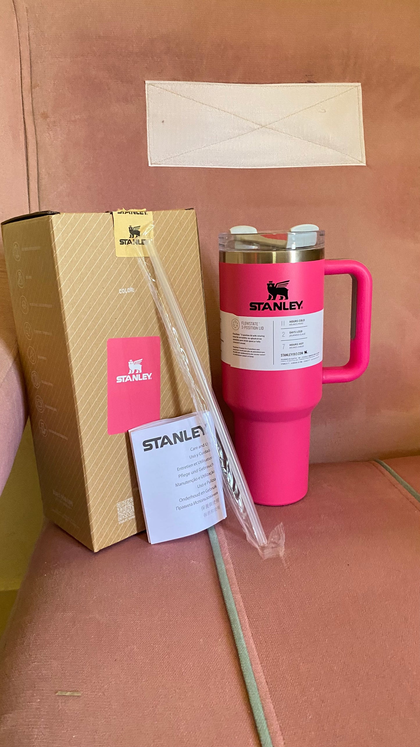 The Quencher H2.0 Flowstate™ Tumbler | color Violet pink