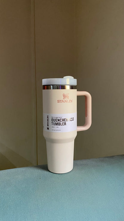 The Quencher H2.0 Flowstate™ Tumbler | color rose Pink