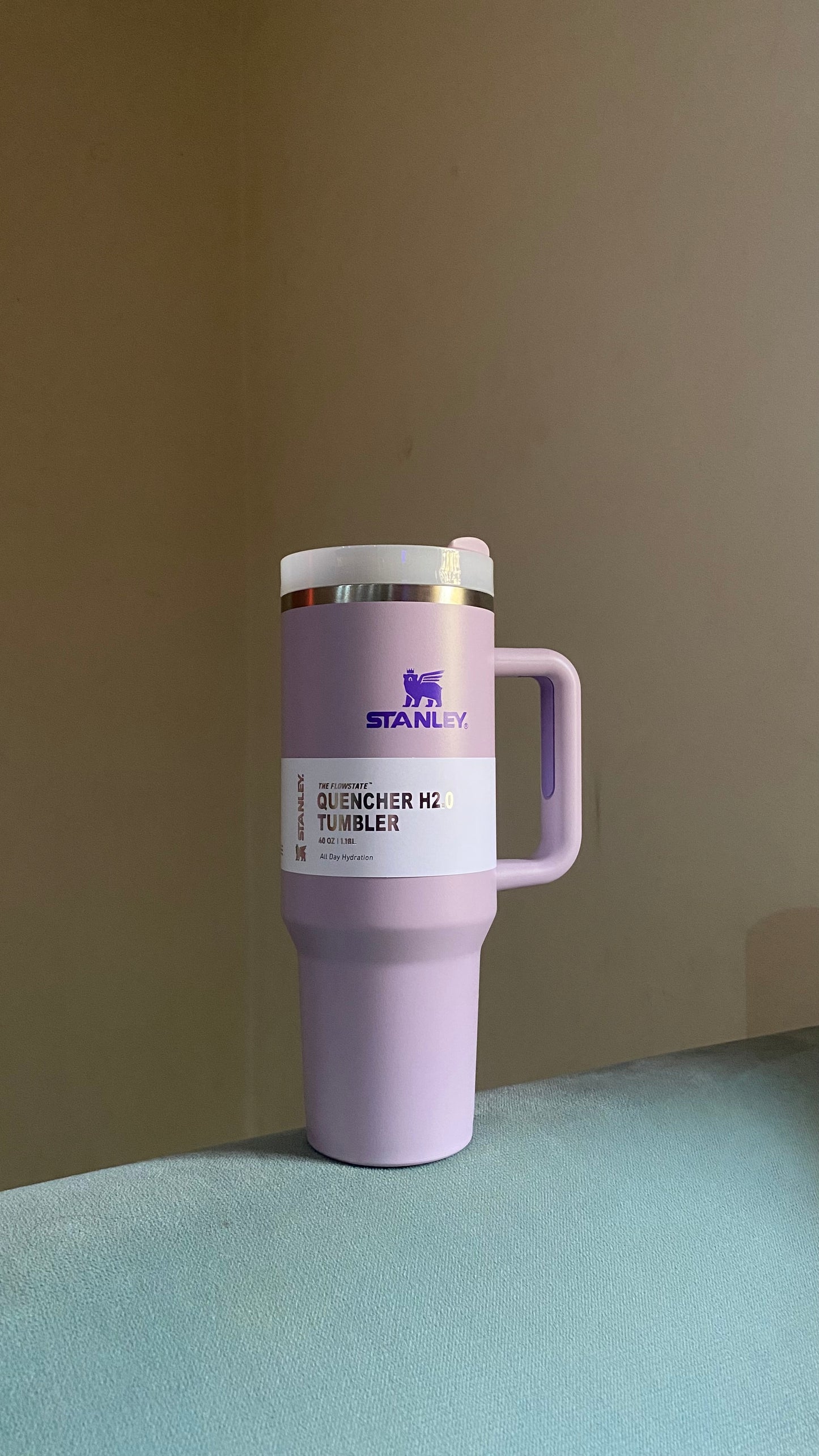 The Quencher H2.0 Flowstate™ Tumbler | color purple
