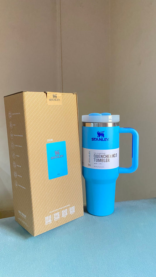 The Quencher H2.0 Flowstate™ Tumbler | color sky blue